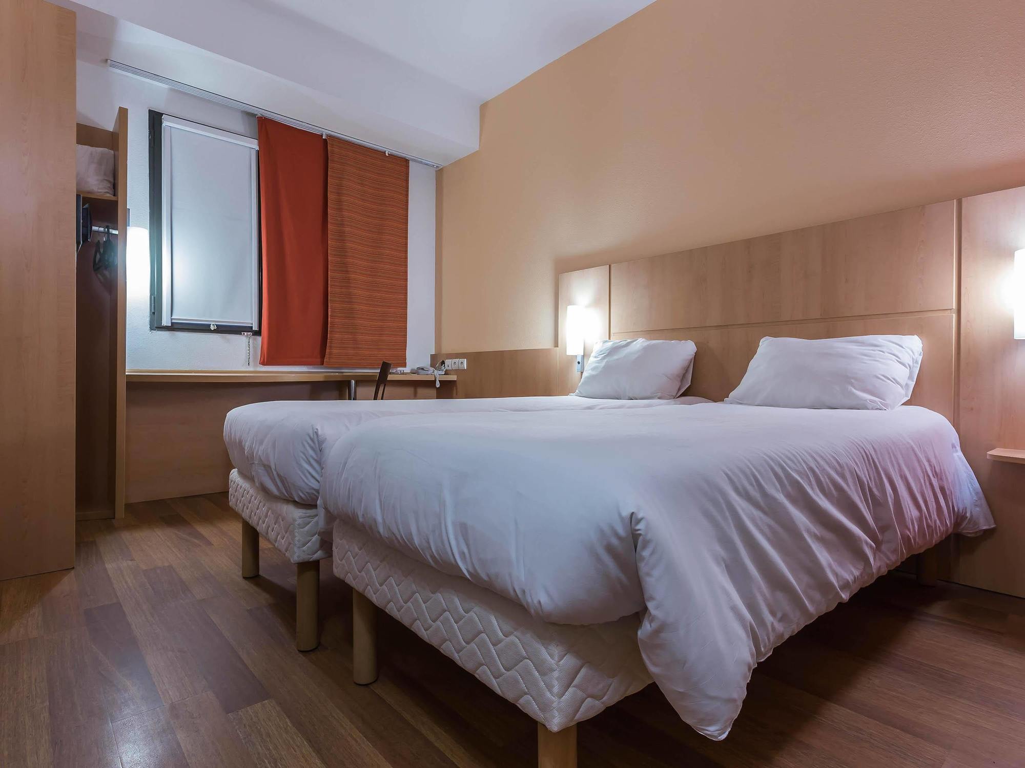 Ibis Oran Les Falaises Экстерьер фото