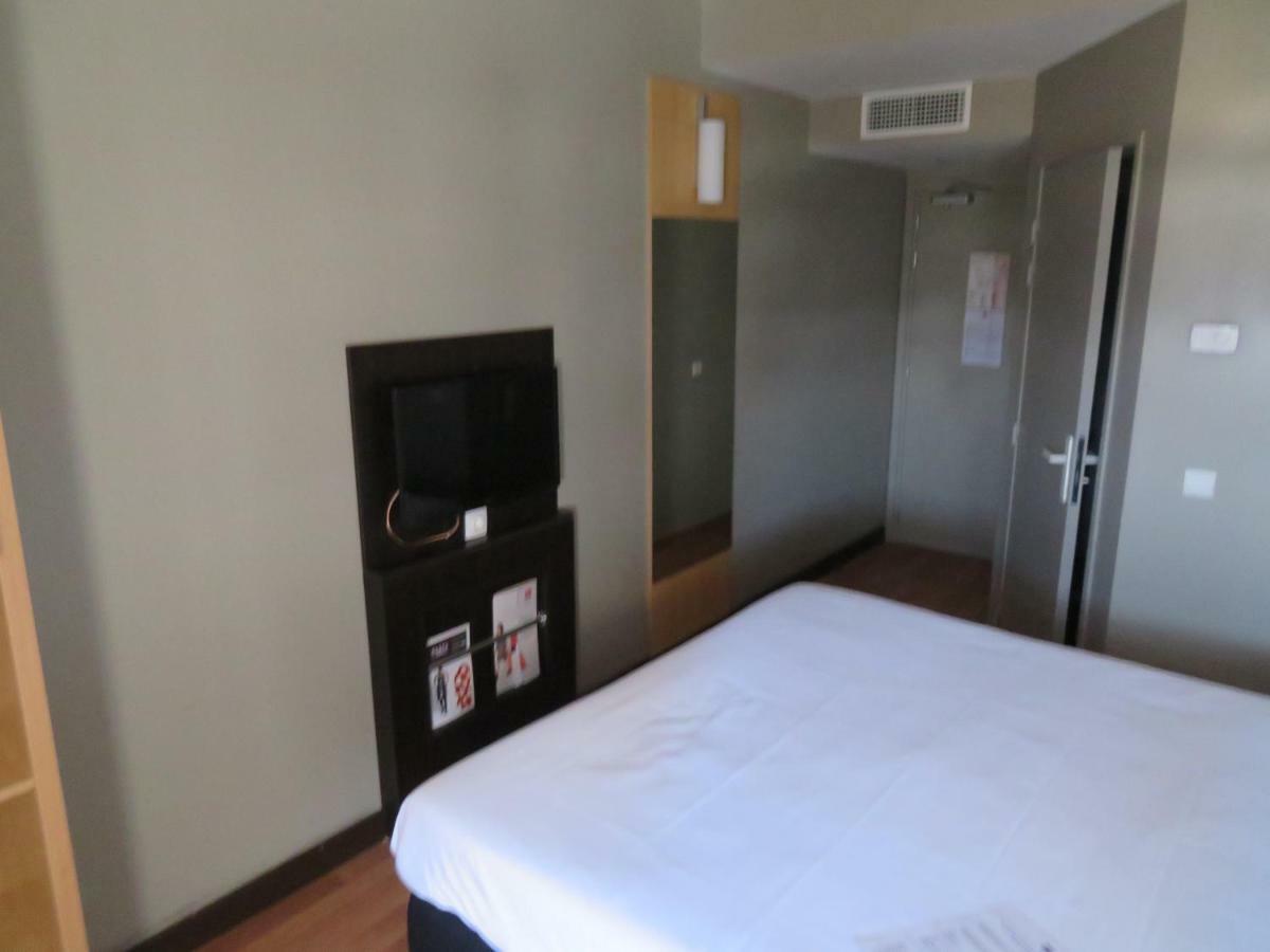 Ibis Oran Les Falaises Экстерьер фото